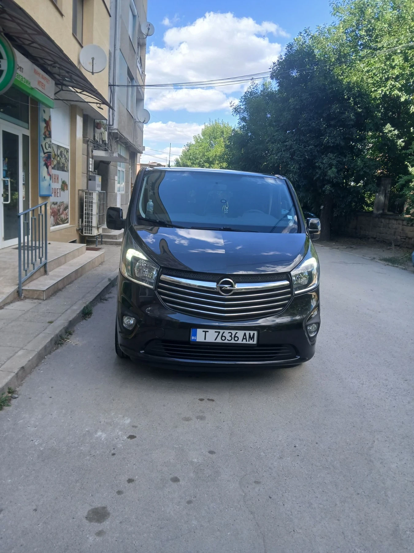 Opel Vivaro 1.6CDTi, снимка 2 - Бусове и автобуси - 55667480