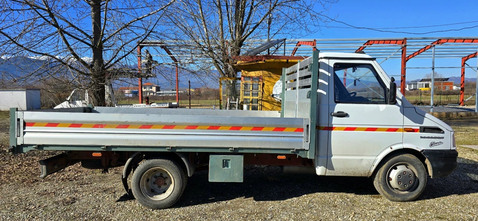 Iveco 35-12 2.8  - изображение 3