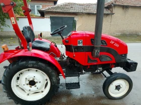 Трактор Dong Feng 250, снимка 1