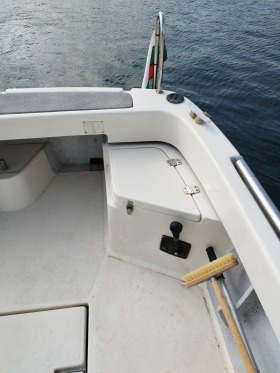 Лодка Quicksilver ARVOR, снимка 4 - Воден транспорт - 45489852
