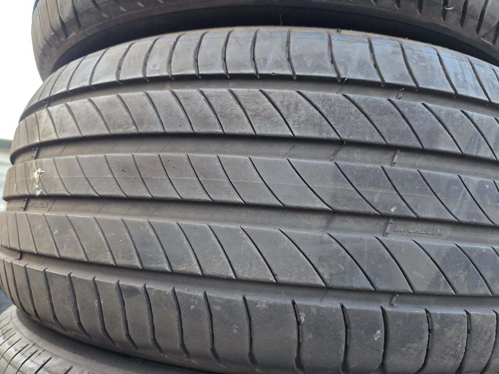 ���� 235/50R19 | Mobile.bg � ����������� 2