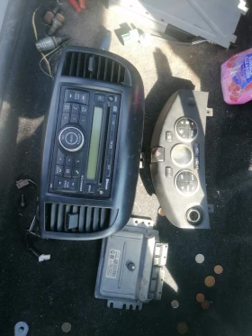 Nissan Micra НА ЧАСТИ 12 броя, снимка 17