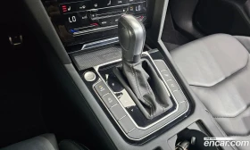 VW Arteon R-Line* Подгрев* Harman* 360* HUD* Масаж* М.Точка*, снимка 9