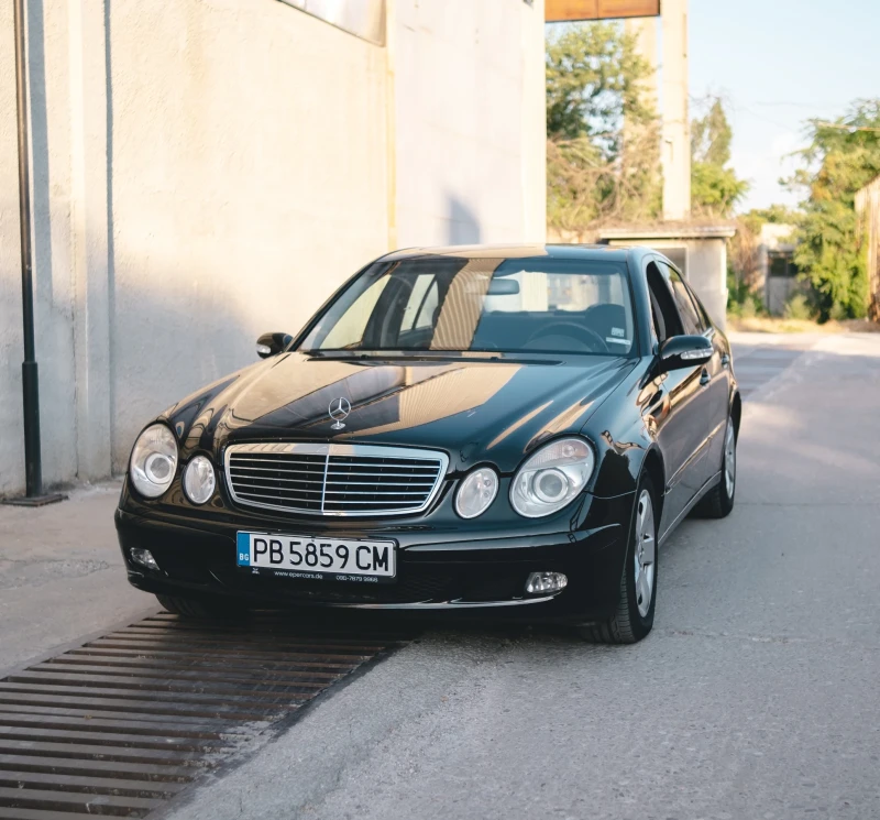 Mercedes-Benz E 200, снимка 2 - Автомобили и джипове - 49581390