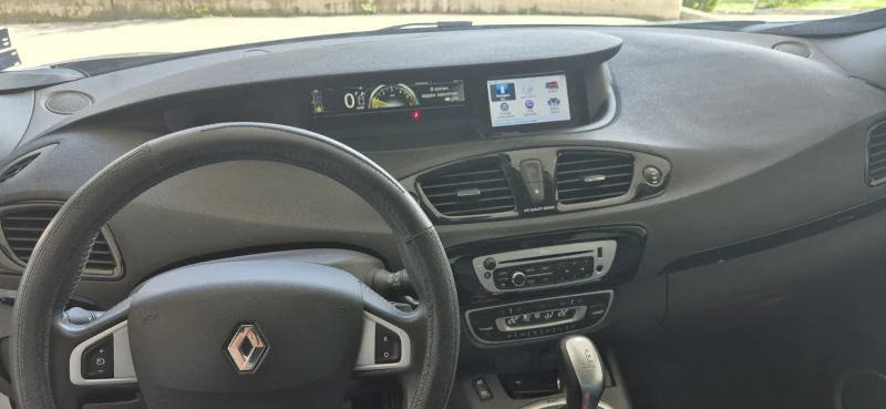 Renault Scenic XMOD, снимка 3 - Автомобили и джипове - 52408762