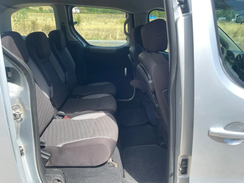 Peugeot Partner 1.6 HDI 126ks , снимка 11 - Автомобили и джипове - 51551533