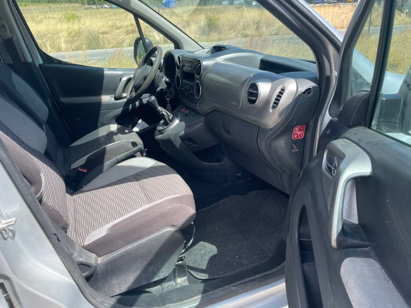 Peugeot Partner 1.6 HDI 126ks , снимка 10 - Автомобили и джипове - 51551533