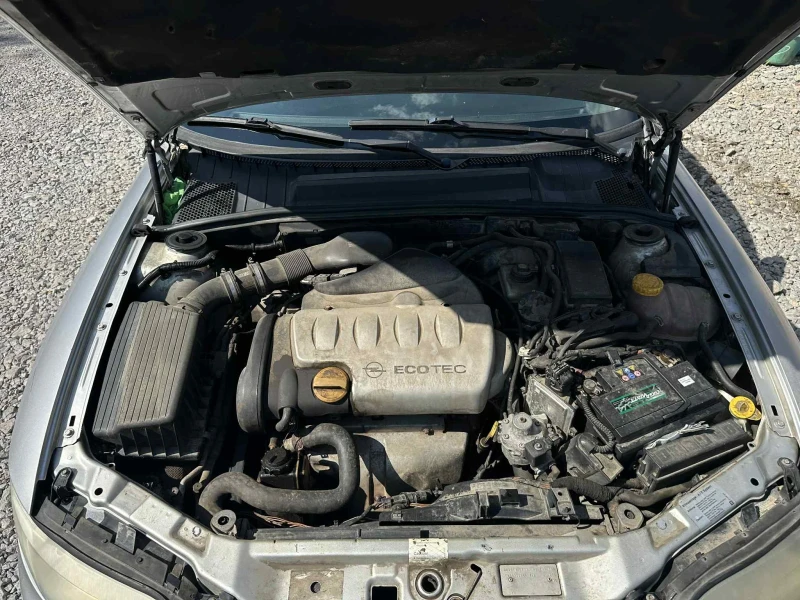 Opel Vectra 1.8 бензин/газ, снимка 9 - Автомобили и джипове - 52516368