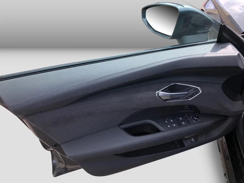 Audi E-Tron GT QUATTRO/HP/LASER/HUD/PANO/360/B&0/762v, снимка 10 - Автомобили и джипове - 52165679