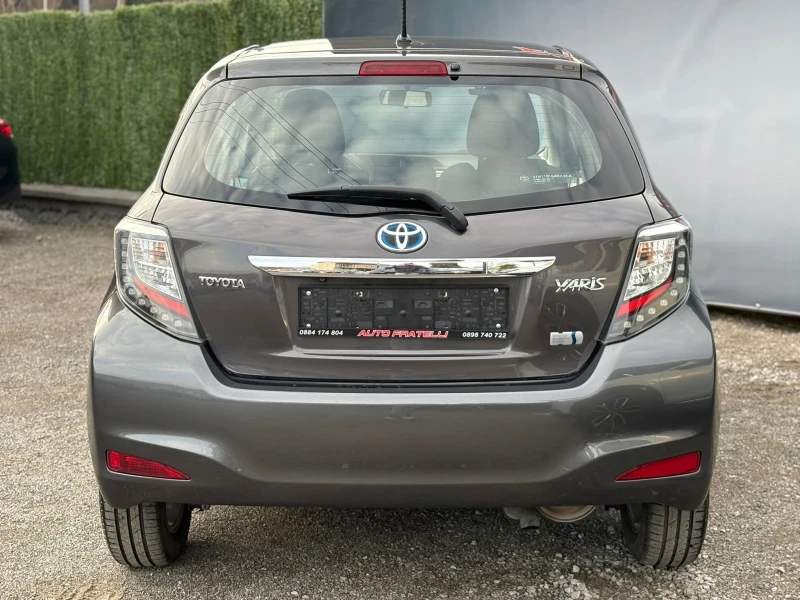 Toyota Yaris 1.5 HYBRID * НОВА* ЛИЗИНГ* КАМЕРА* , снимка 5 - Автомобили и джипове - 52666848