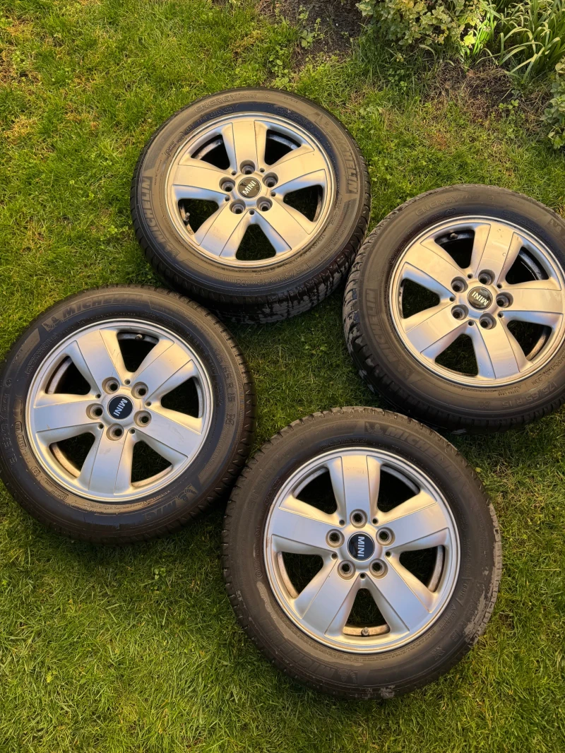 Mini Cooper 80k km каско до 2027, два комплекта гуми и джанти, снимка 16 - Автомобили и джипове - 53280561