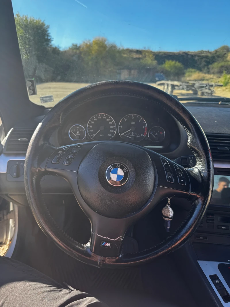 BMW 320, снимка 10 - Автомобили и джипове - 53153255