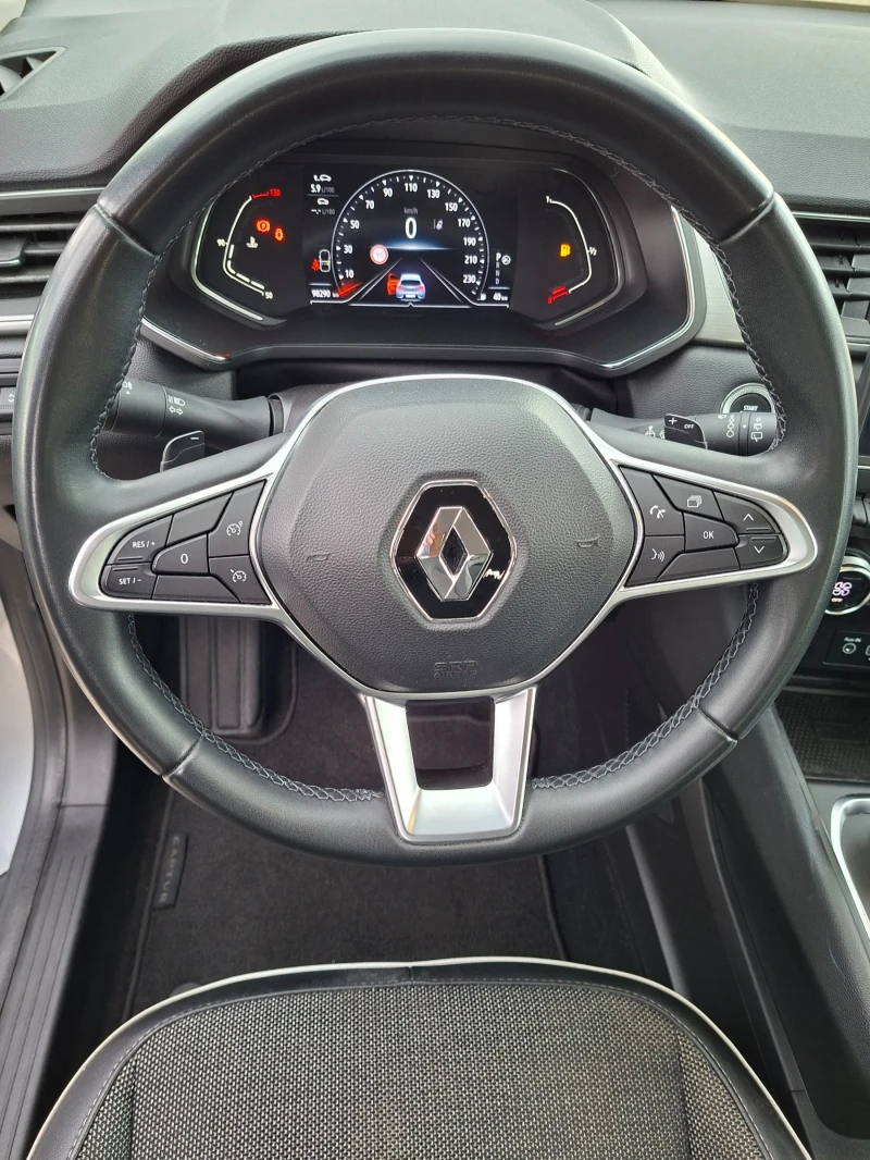 Renault Captur 1, 5 dci, снимка 10 - Автомобили и джипове - 53389693