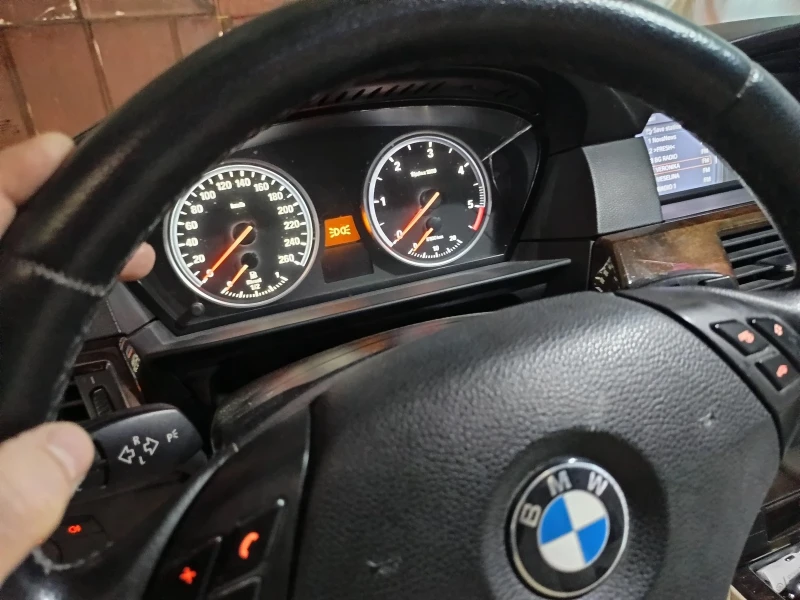 BMW 520 d facelift, снимка 6 - Автомобили и джипове - 53490642