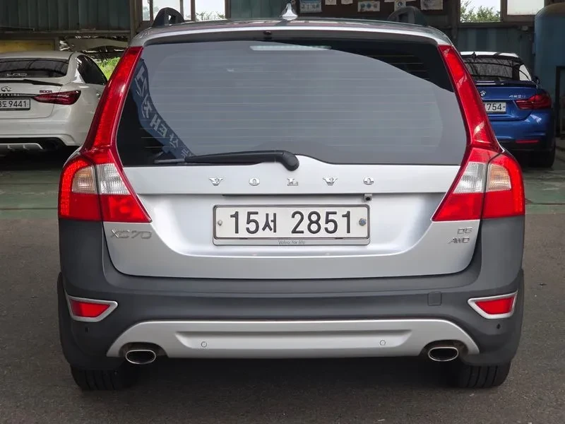 Volvo Xc70 D5 3Rd Generation, снимка 6 - Автомобили и джипове - 56225210