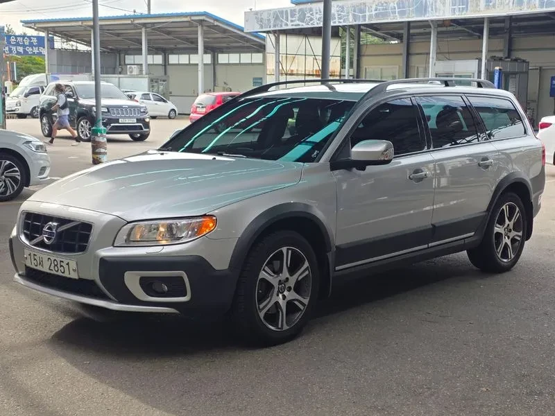 Volvo Xc70 D5 3Rd Generation, снимка 2 - Автомобили и джипове - 56225210