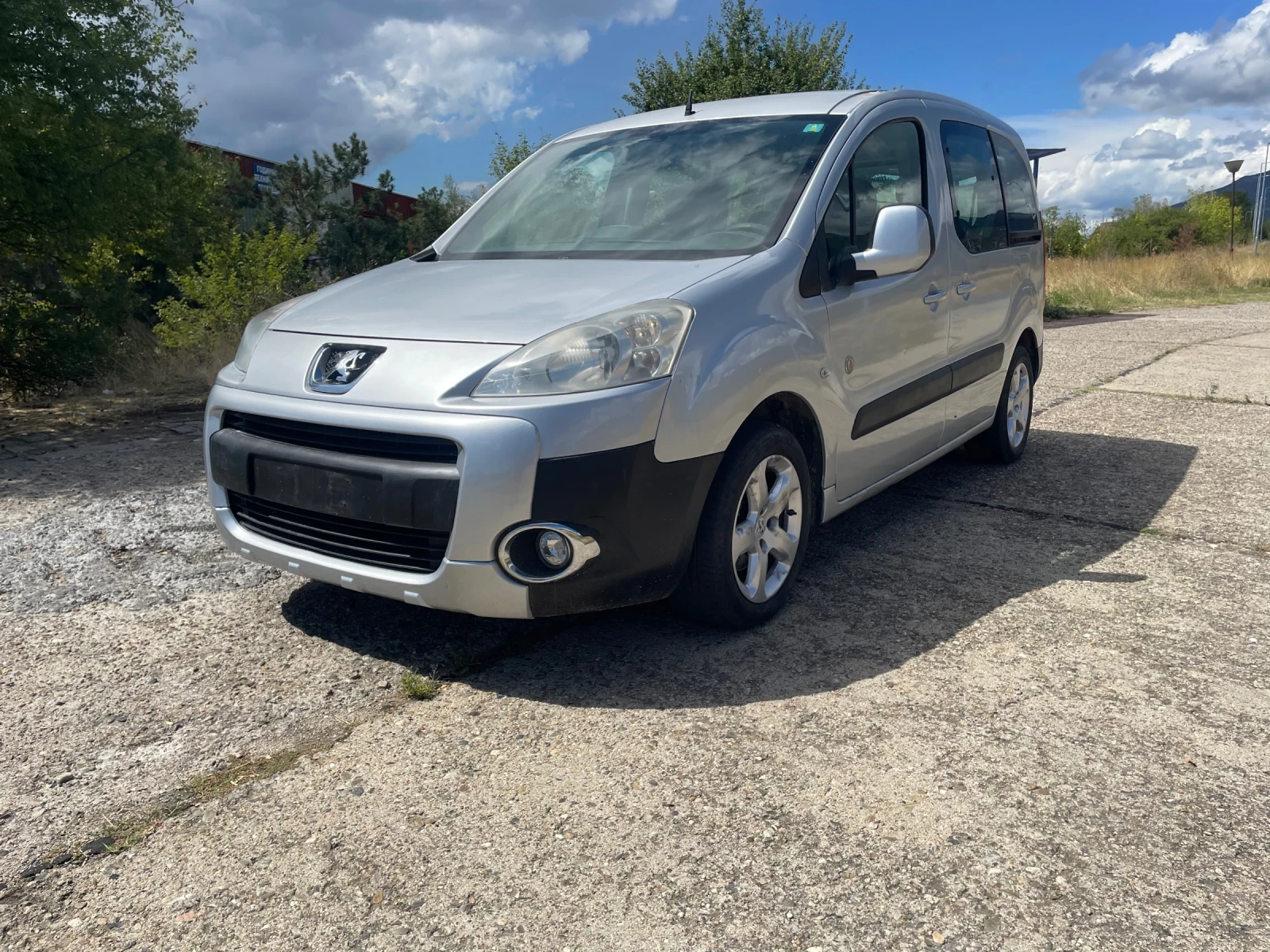 Peugeot Partner 1.6 HDI 126ks , снимка 1