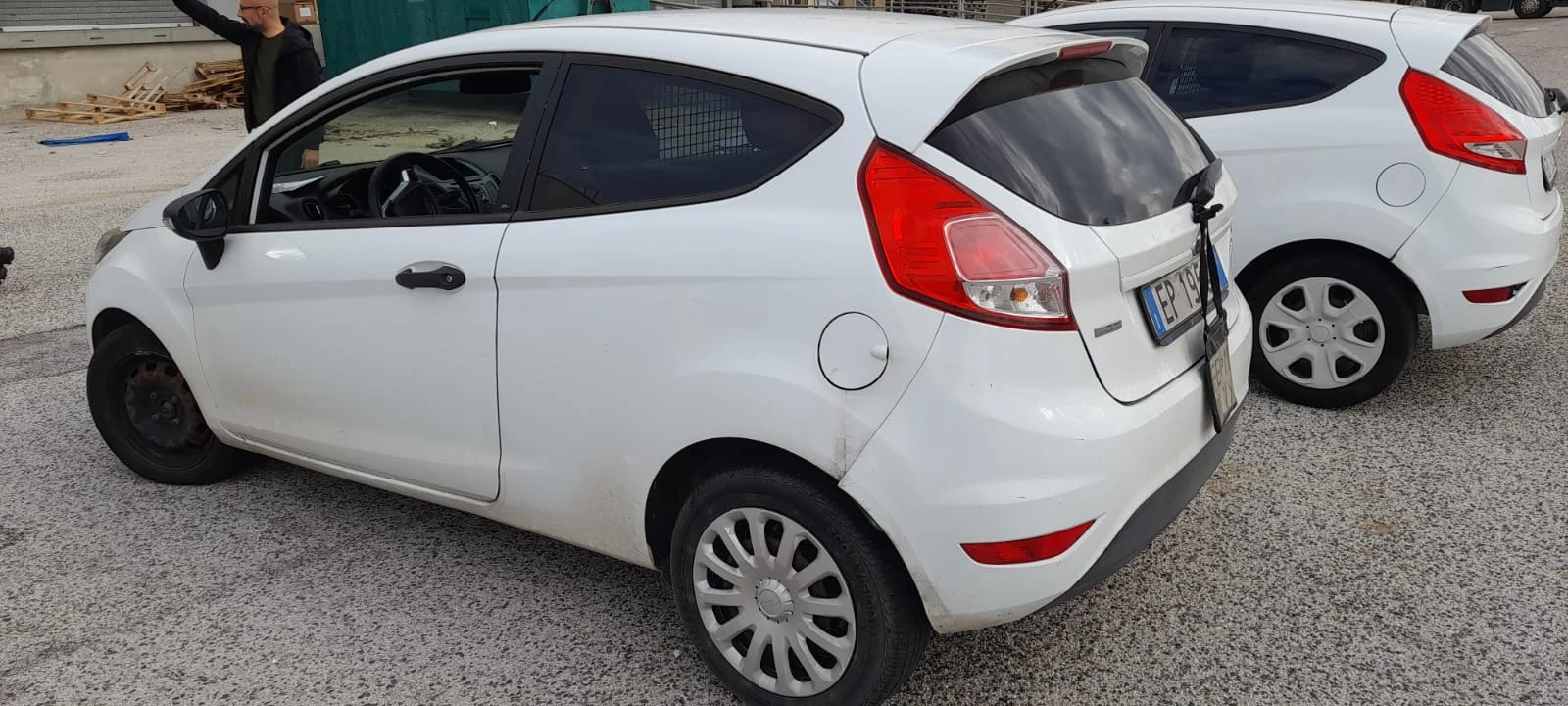 Ford Fiesta 1.5д N1 VAN - изображение 10