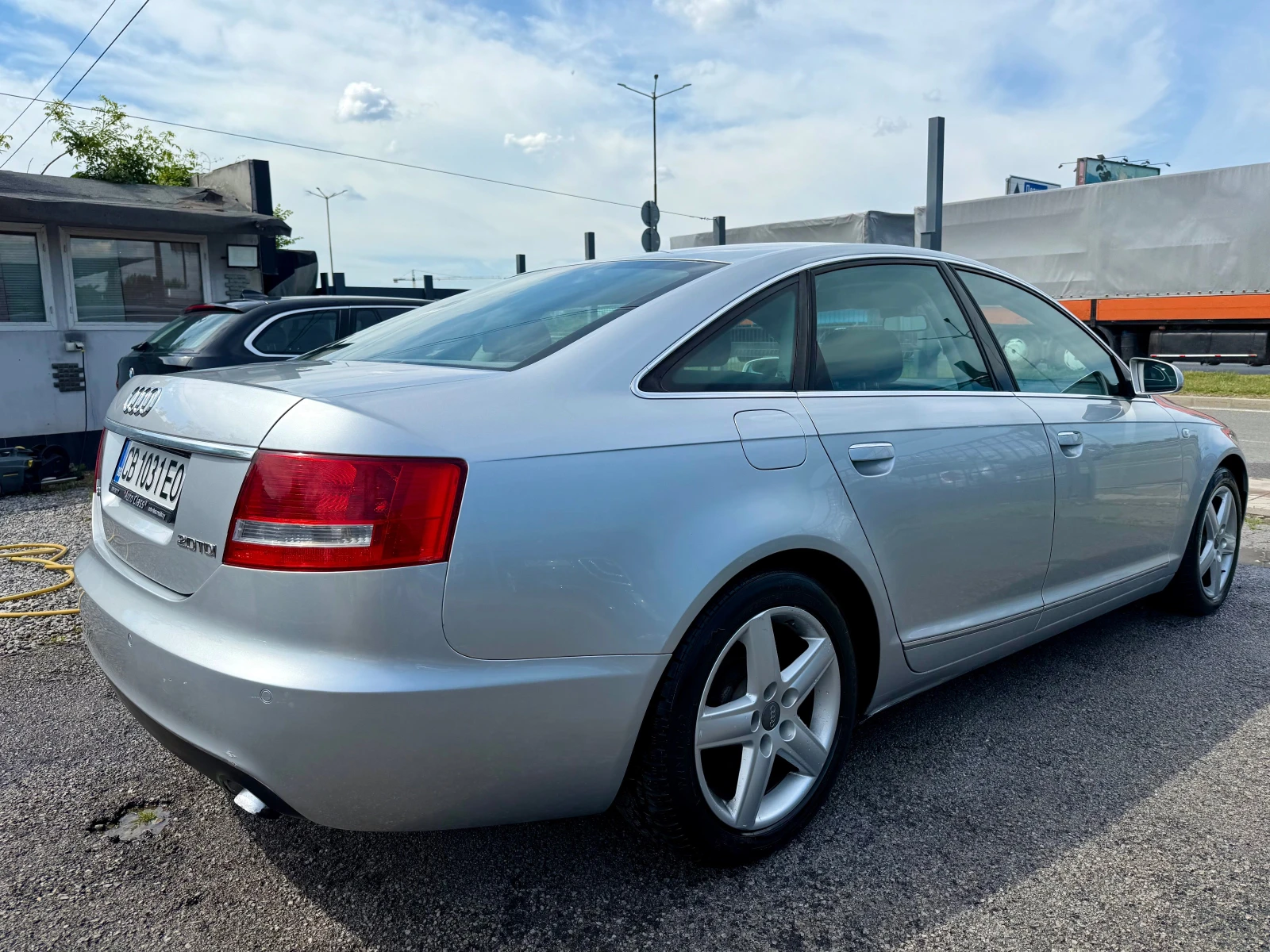 Audi A6 2.0 TDI ТОП СЪСТОЯНИЕ ! - изображение 4