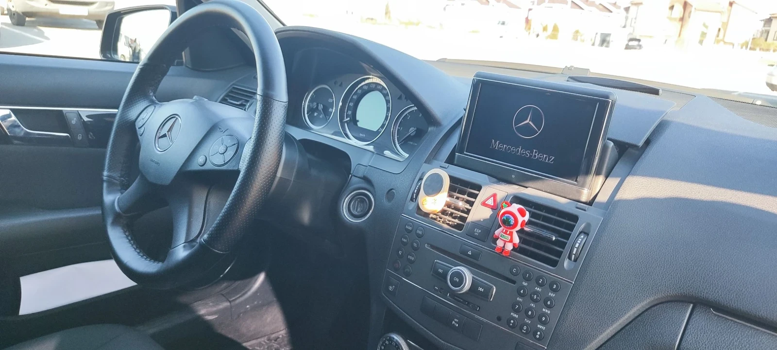 Mercedes-Benz C 220 W204 - изображение 9