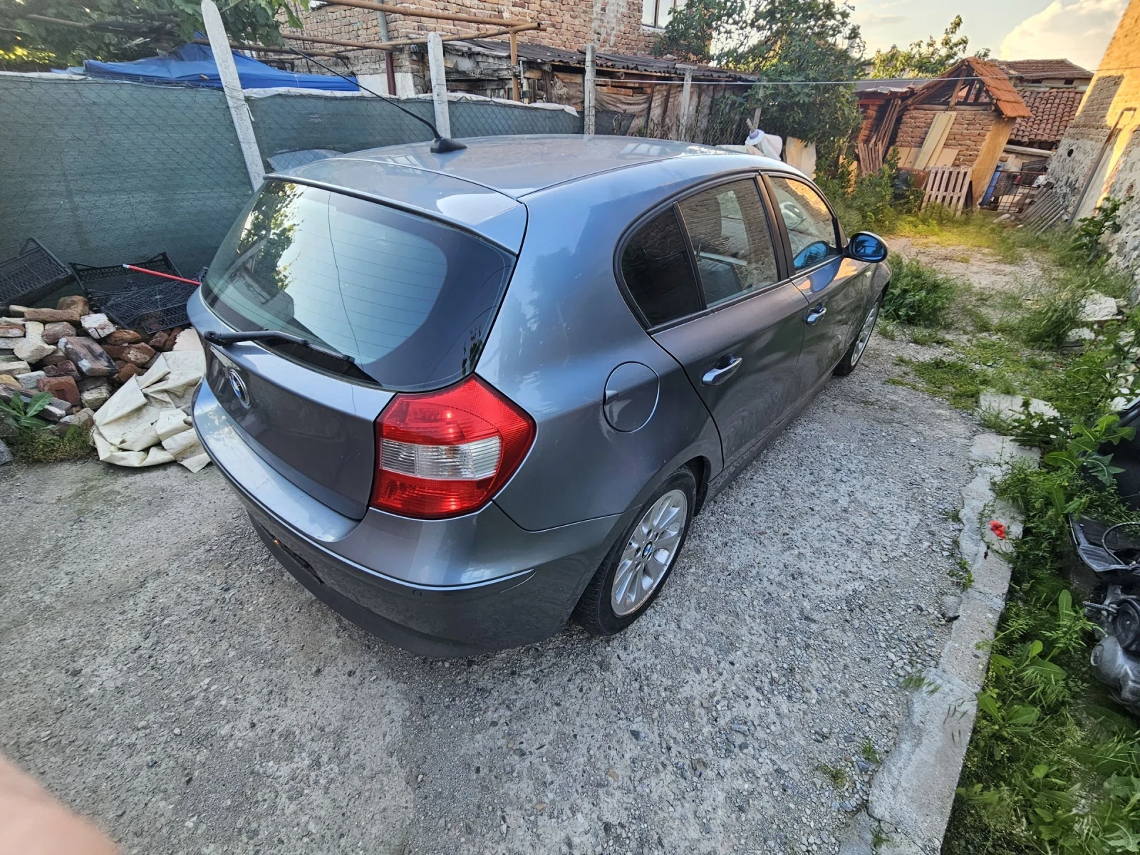 BMW 118 2.0i - изображение 5
