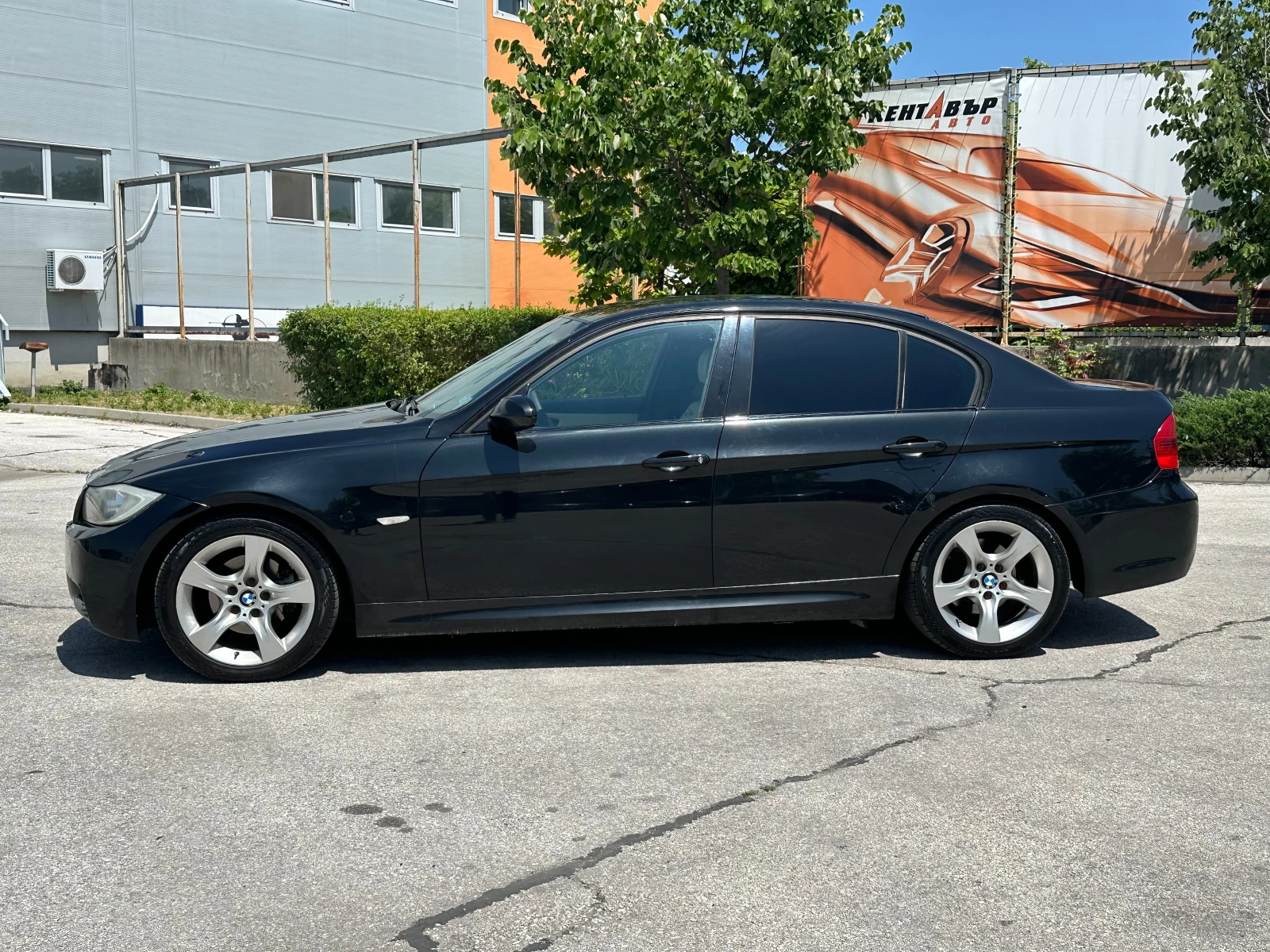BMW 320 2.0d 163 к.с. - изображение 2