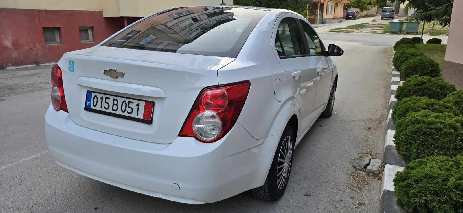 Chevrolet Aveo 1.3d, Седан - изображение 4
