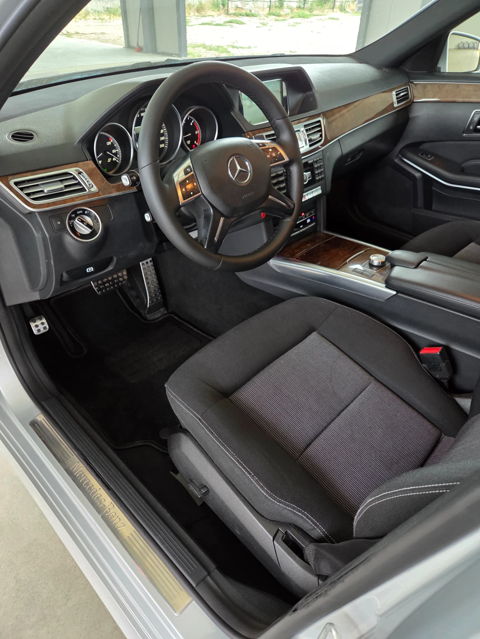 Mercedes-Benz E 220 220 cdi | Mobile.bg   11