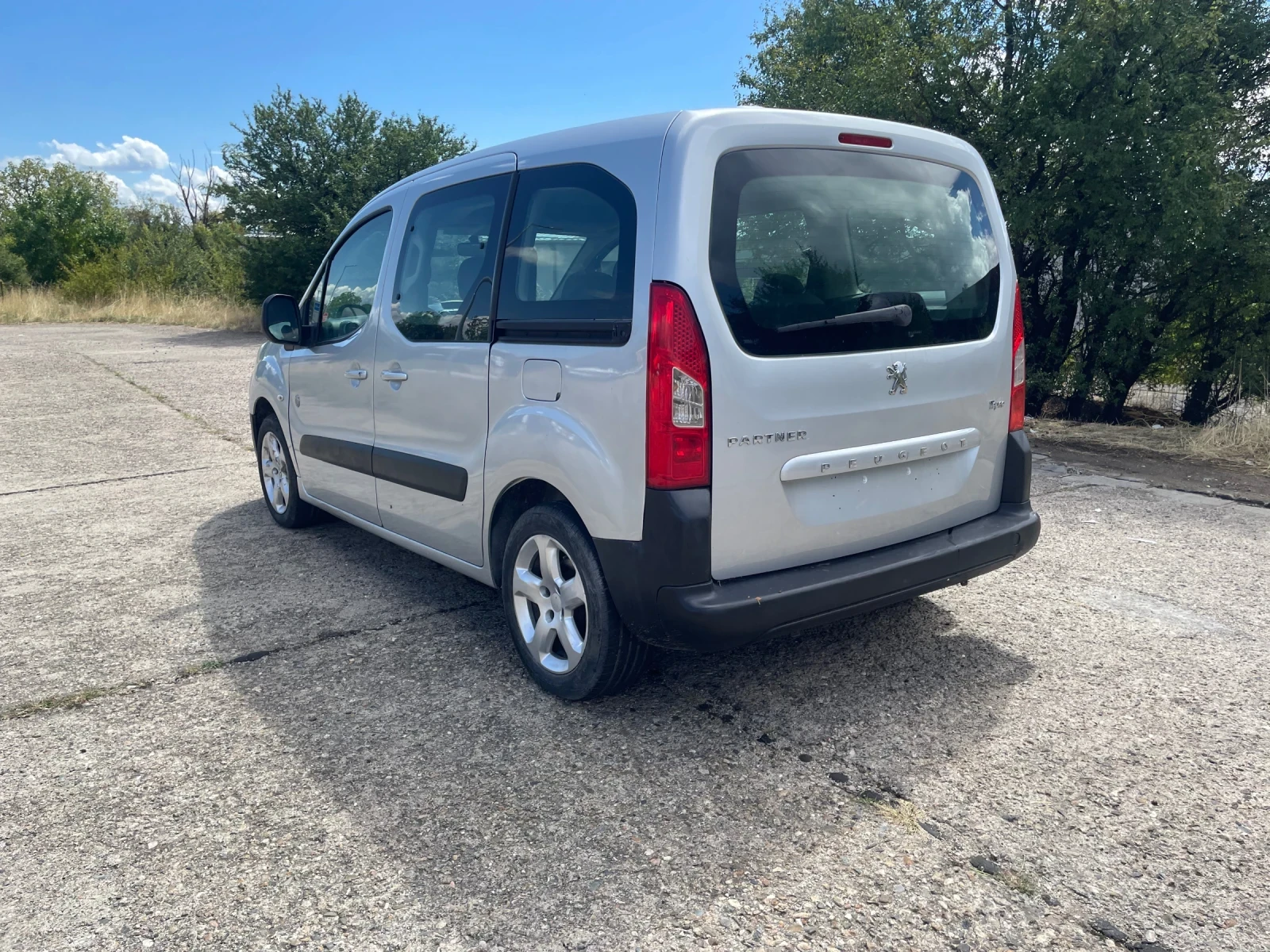 Peugeot Partner 1.6 HDI 126ks  - изображение 3