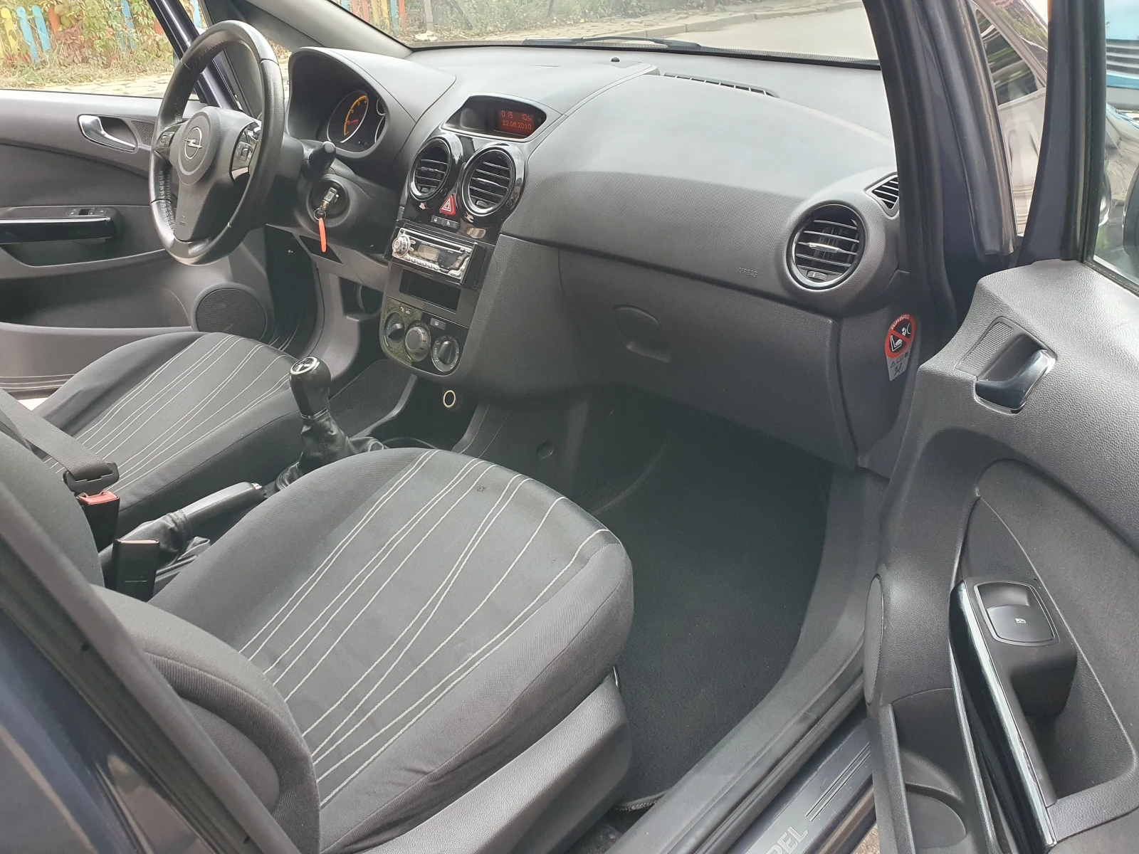 Opel Corsa 1.2i БЕНЗИН/ГАЗ 4ЦИЛИНДЪРА - изображение 10
