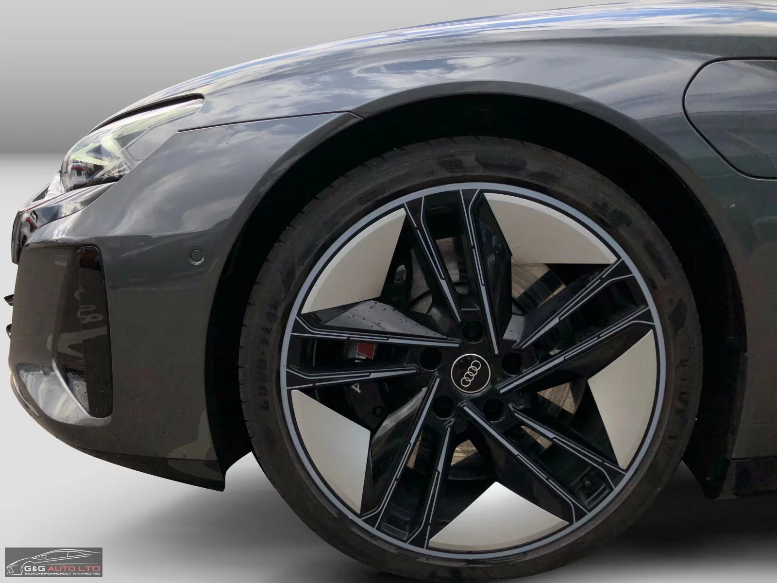 Audi E-Tron GT QUATTRO/HP/LASER/HUD/PANO/360/B&0/762v | Mobile.bg   2