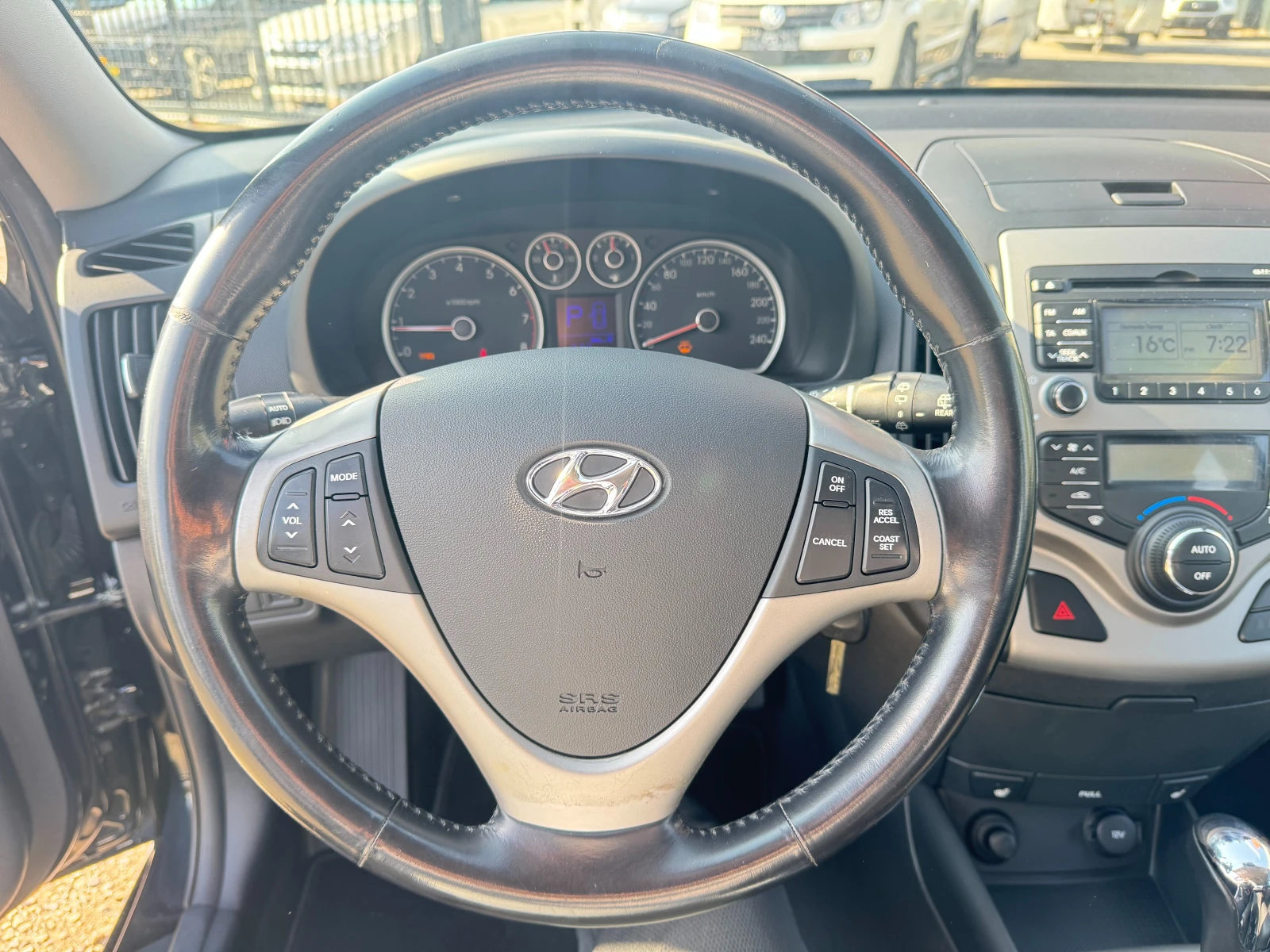 Hyundai I30  2.0 143 к.с. Внос от Швейцария  | Mobile.bg — изображение 13