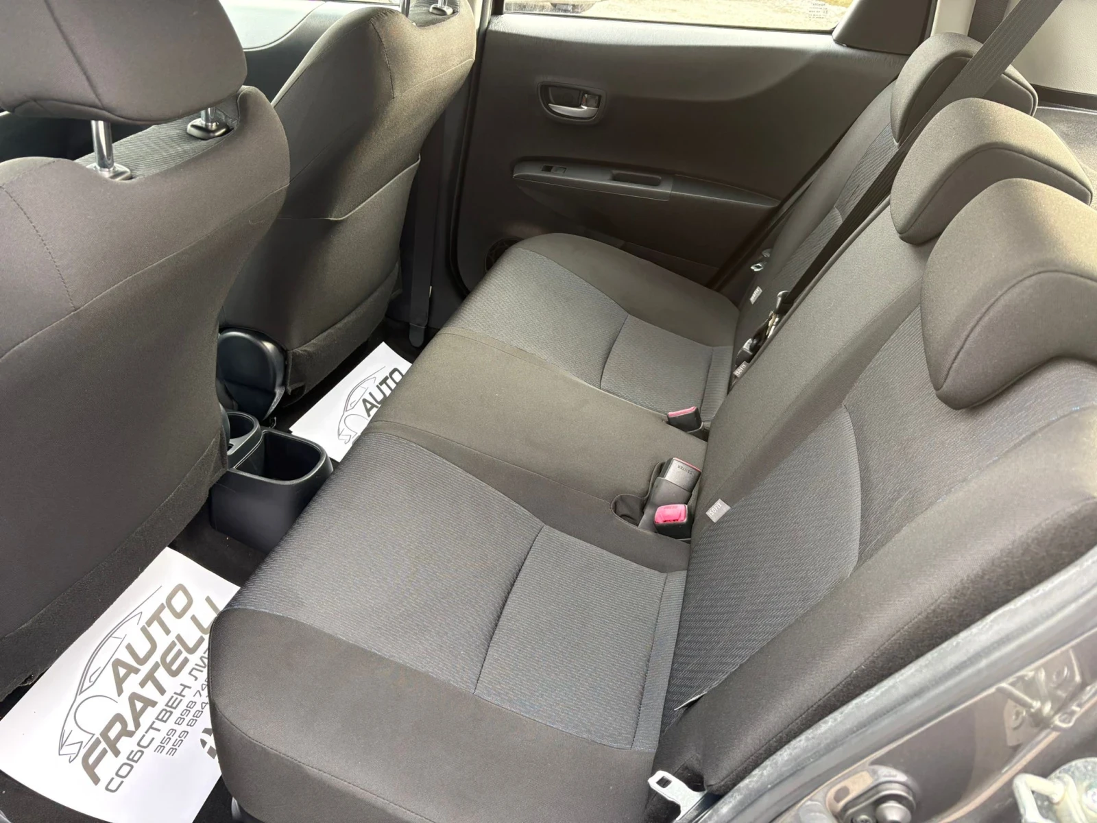 Toyota Yaris 1.5 HYBRID * * * *  | Mobile.bg   14