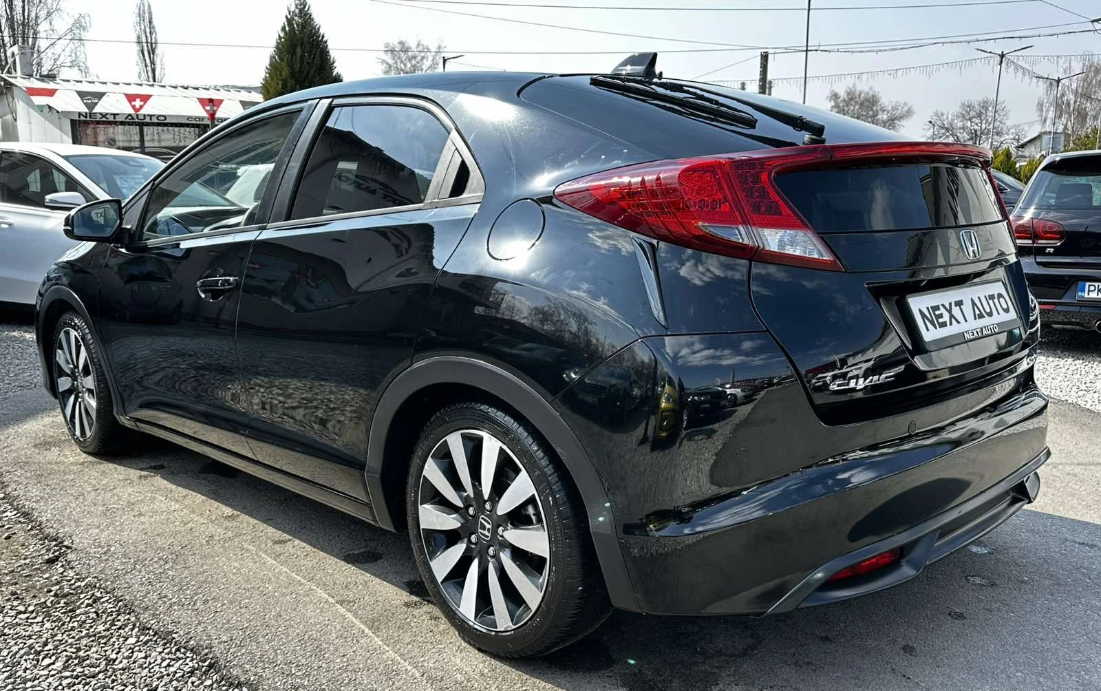 Honda Civic 1.8i 141HP PANO BLIND SPOT LANE ASSIST, снимка 7 - Автомобили и джипове - 53874849