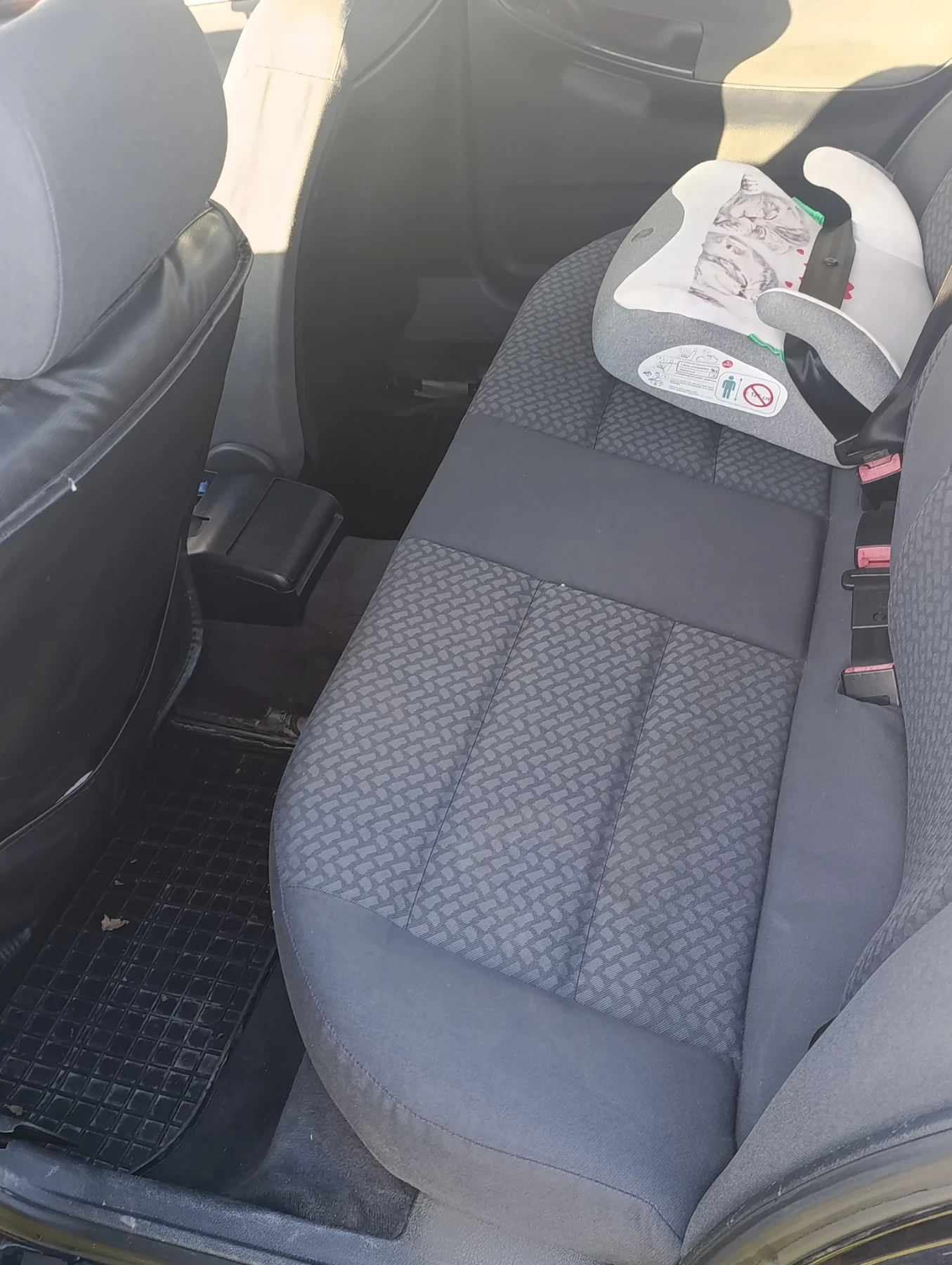 Audi A4 1.8, снимка 5 - Автомобили и джипове - 53879277