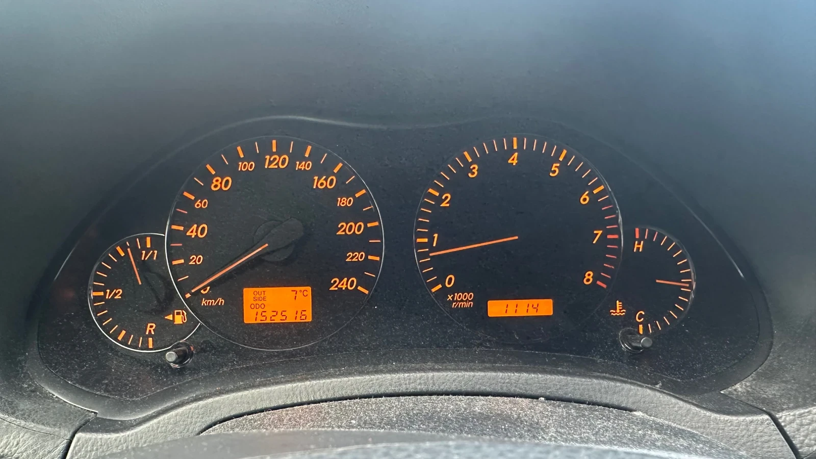 Toyota Avensis, снимка 5 - Автомобили и джипове - 53935735