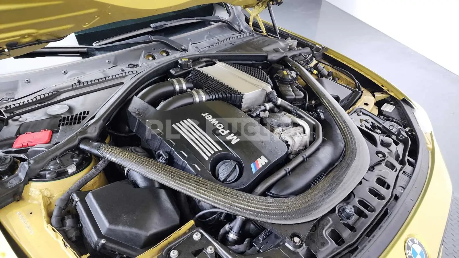 BMW M4 97000KM КРАЙНА ЦЕНА, снимка 6 - Автомобили и джипове - 53927337