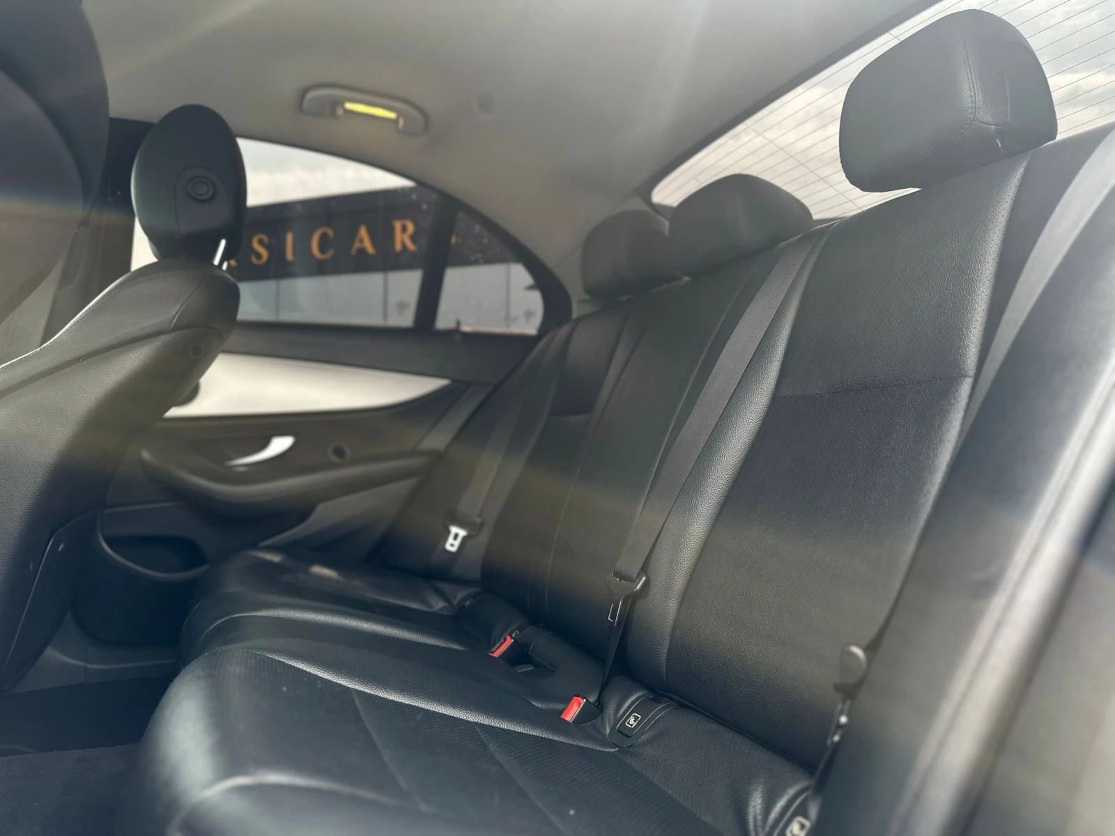 Mercedes-Benz E 200 / 9G-TRONIC / EURO 6 / TOP /, снимка 10 - Автомобили и джипове - 54204873