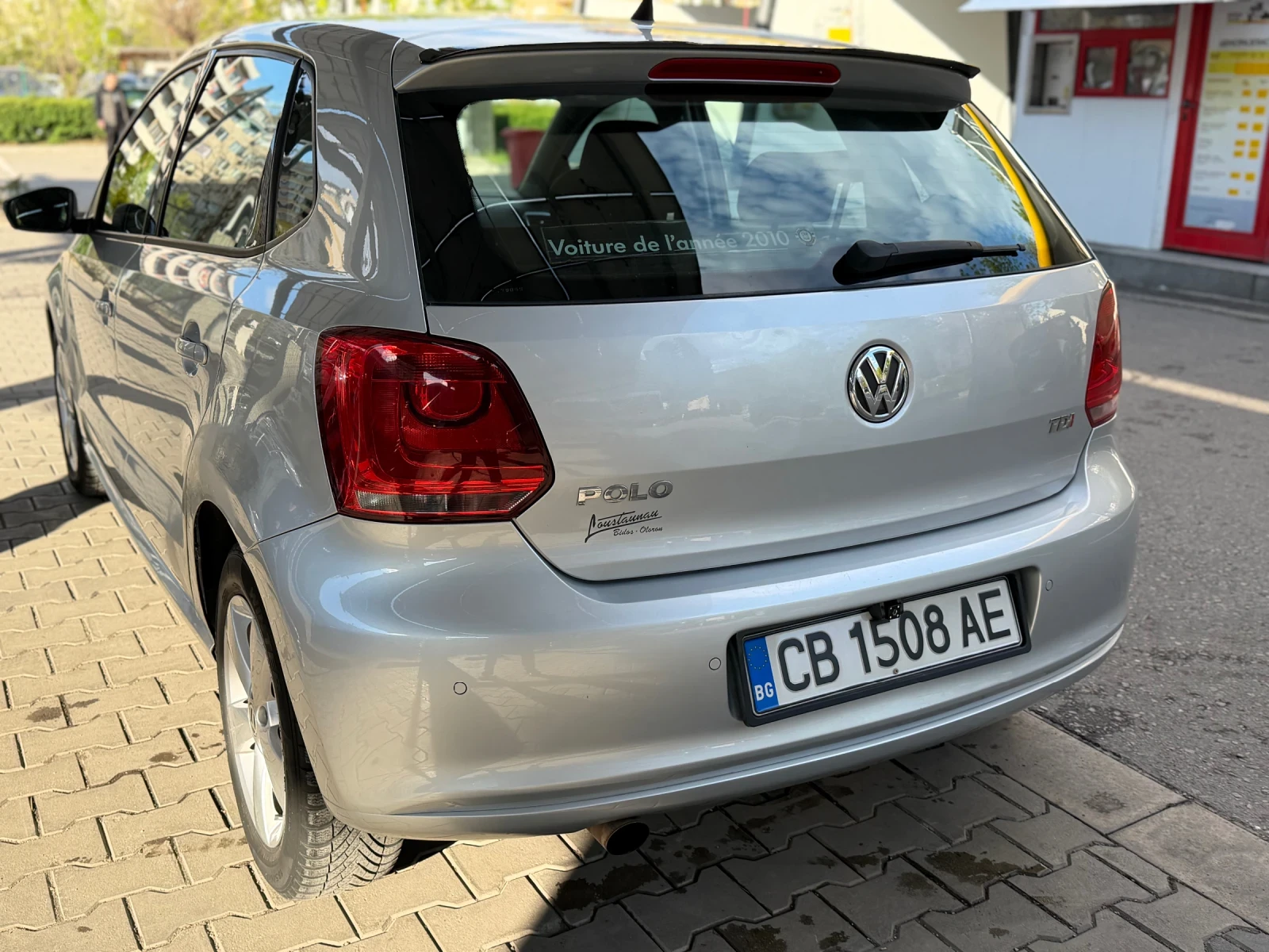 VW Polo 1.6 TDI обслужена, снимка 5 - Автомобили и джипове - 54295021