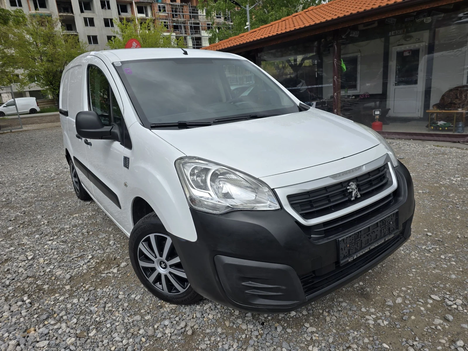 Peugeot Partner 1.6HDI 81000KM ....., снимка 2 - Автомобили и джипове - 54377693