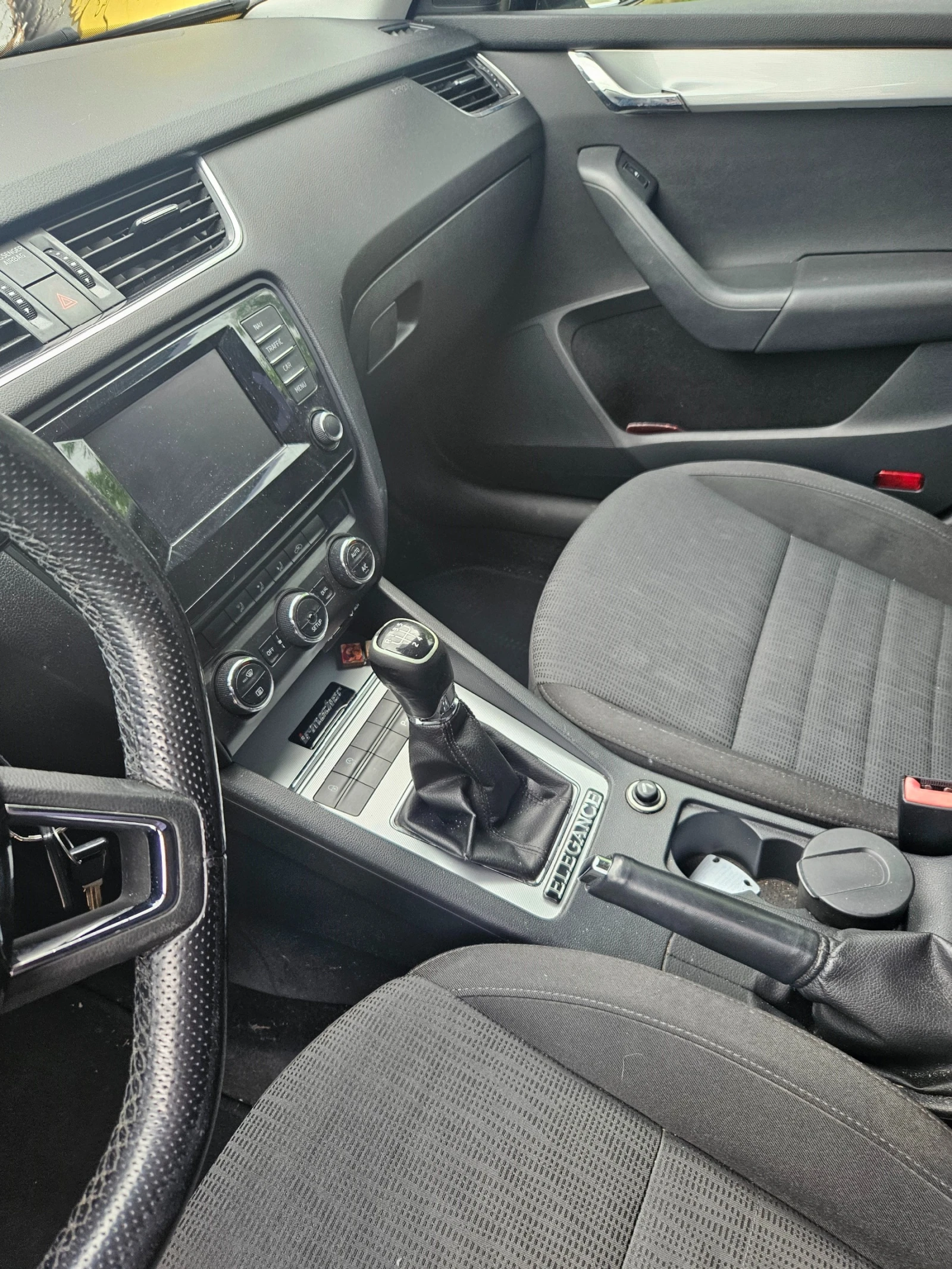 Skoda Octavia, снимка 7 - Автомобили и джипове - 54538197