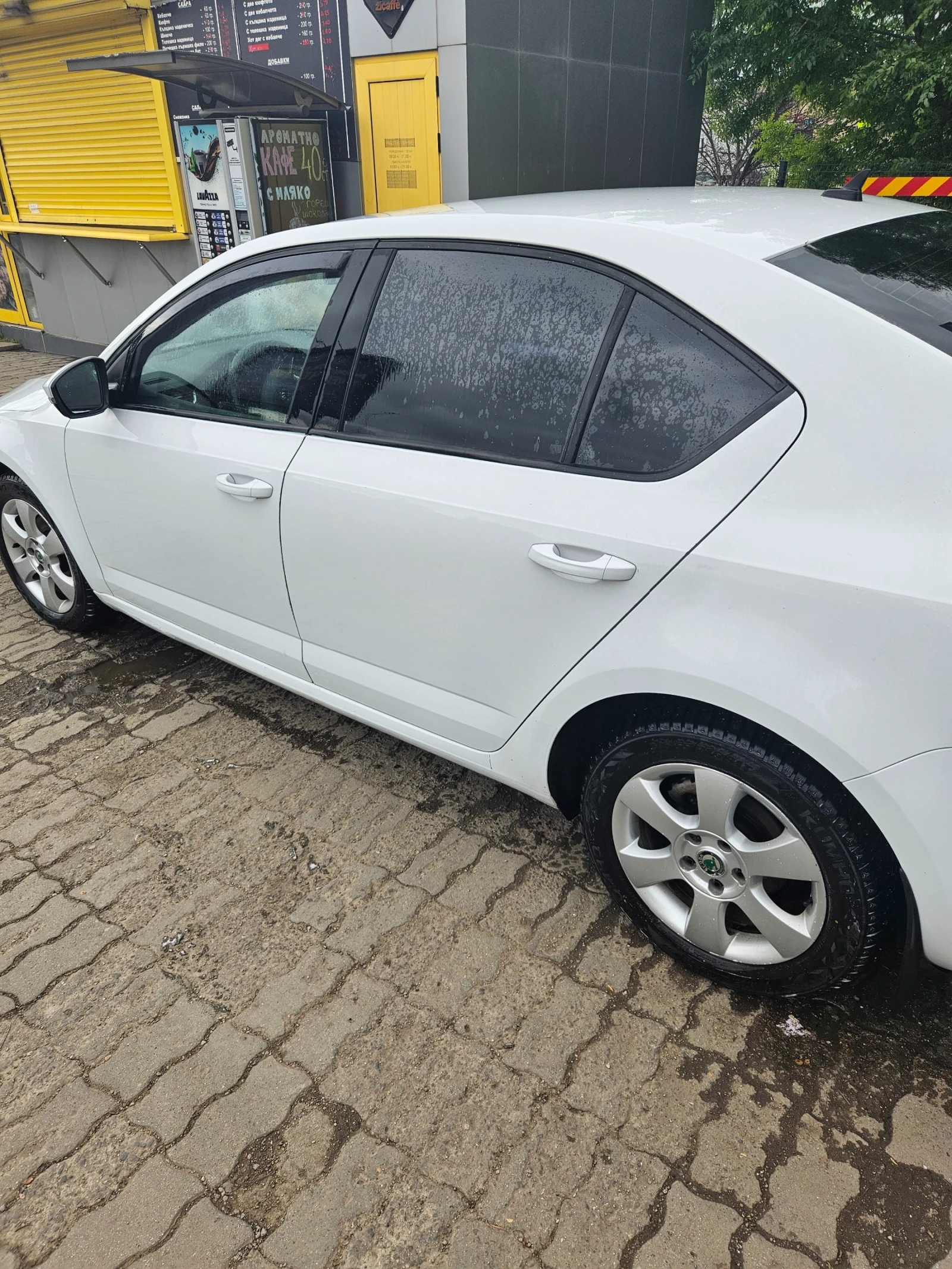 Skoda Octavia, снимка 4 - Автомобили и джипове - 54538197
