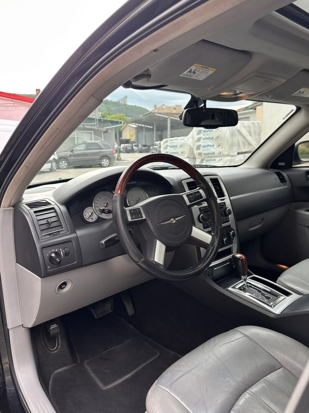 Chrysler 300c 3.0crd, снимка 9 - Автомобили и джипове - 54635259