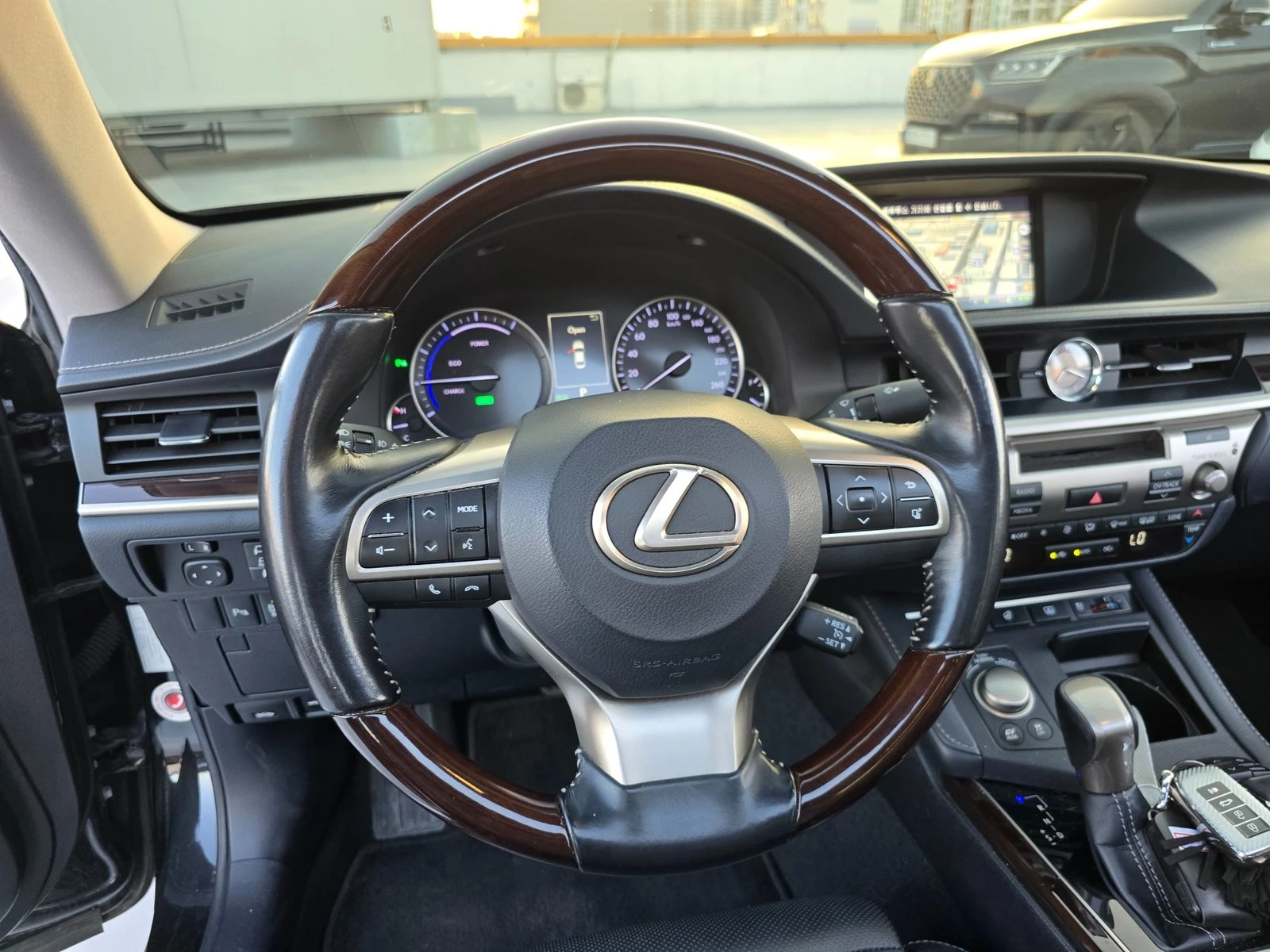 Lexus ES ���* ������� �����* BLIND SPOT* ������ ���� | Mobile.bg � ����������� 14