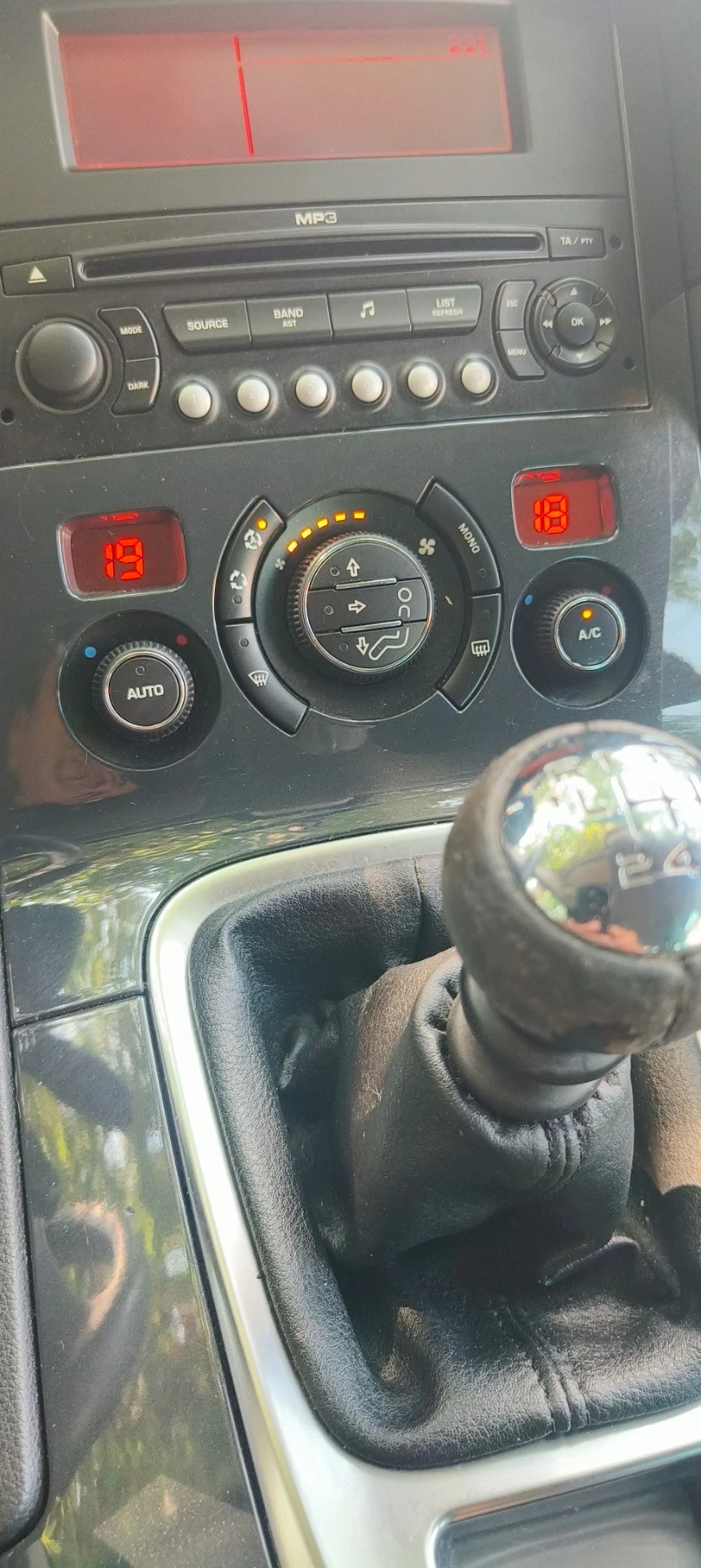 Peugeot 3008, снимка 4 - Автомобили и джипове - 55785481