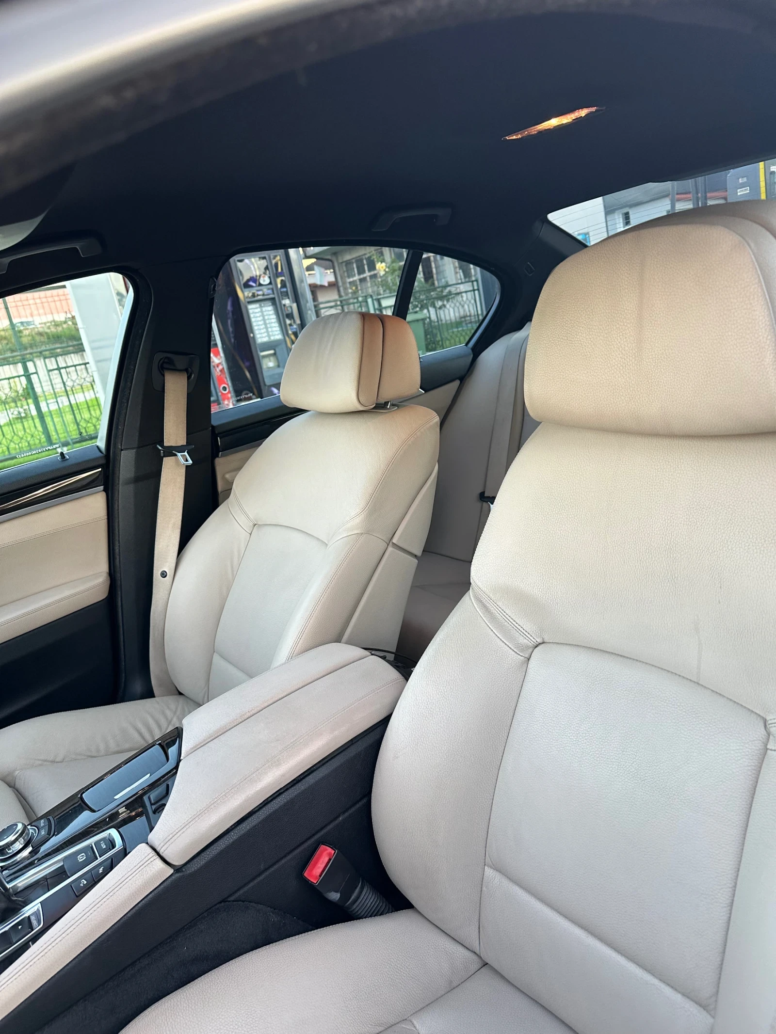 BMW 530 X-drive, Head up, Lane asist, Distronic, EDC, снимка 9 - Автомобили и джипове - 55839140