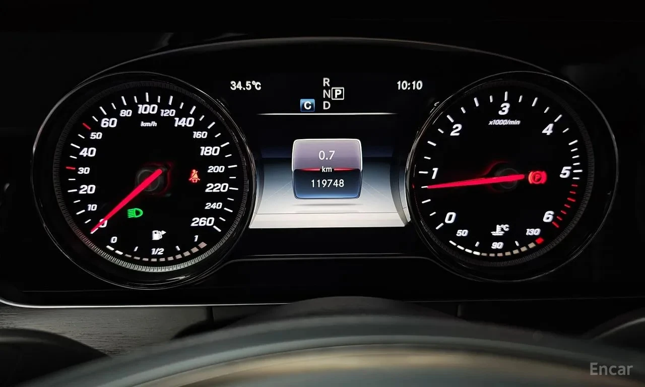 Mercedes-Benz E 220 * E220d 4MATIC Avantgarde * ЦЕНА ДО БГ, снимка 10 - Автомобили и джипове - 55981059