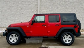 Jeep Wrangler 3.6i Unlimited Sport AWD * Подходящ за Газ , снимка 2