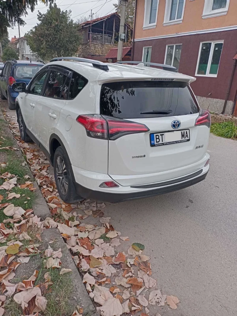 Toyota Rav4, снимка 4 - Автомобили и джипове - 47915603