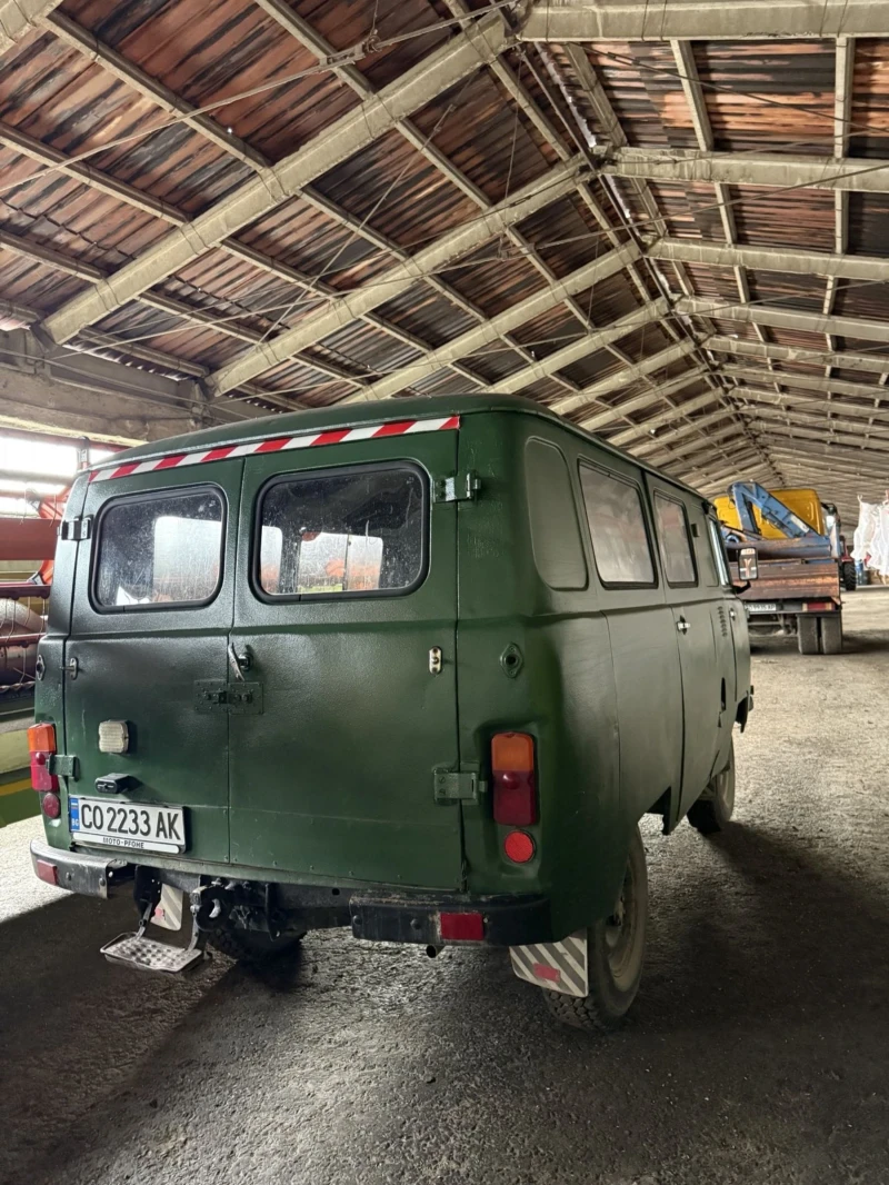 Uaz 452 Фургон, снимка 7 - Автомобили и джипове - 48466527